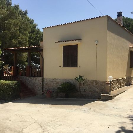 Vila Casa Caronia Valderice Exteriér fotografie